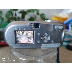 日本尼康数码相机_卡片机/数码相机_￥121