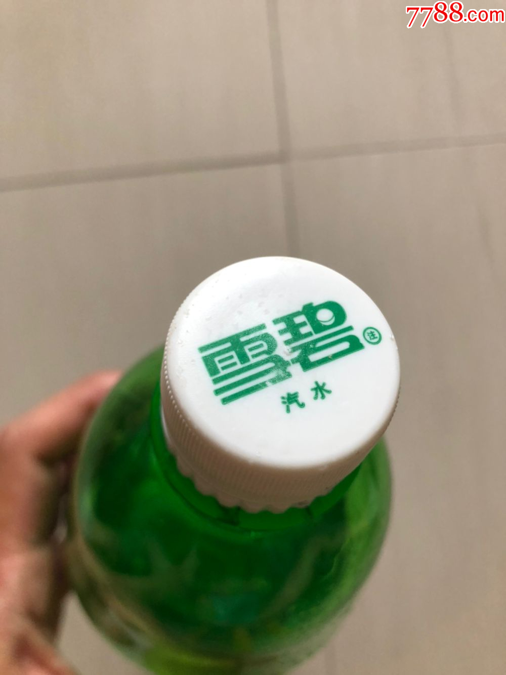 雪碧飲料瓶，大瓶保存完好_價(jià)格100元【玩具懷舊】_第9張_
