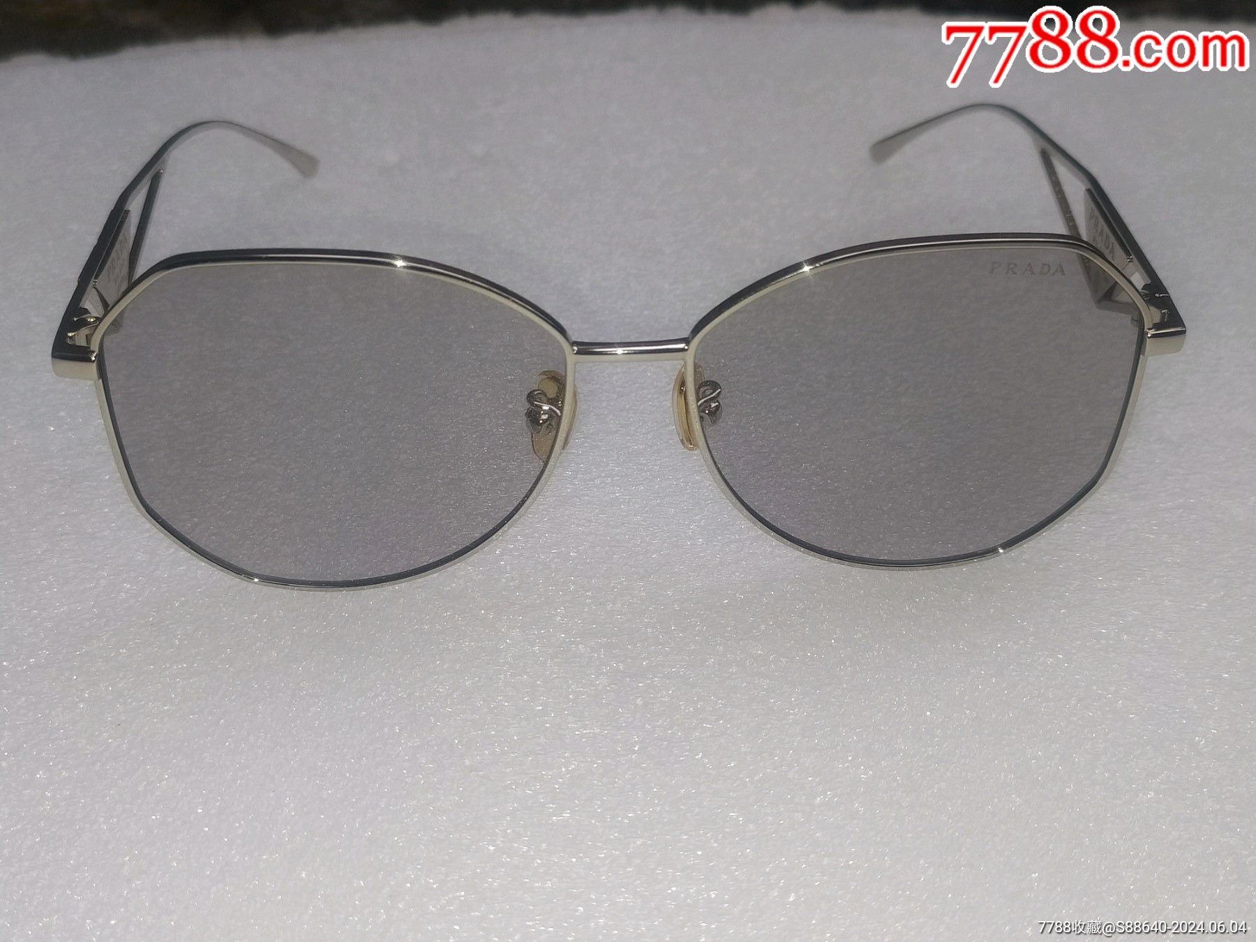 com)>首页>大众加价>墨镜/眼镜>prada_价格30元【你的记忆】1800_1350