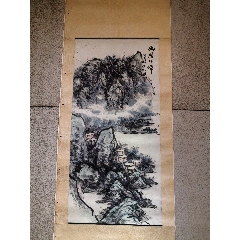 清墨禅书画家水墨山水画非常精美,艺术水平高原装旧裱,完好下面轴头沒