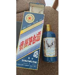 無手提茅臺生肖雞