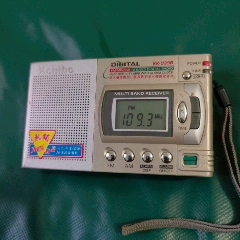 索尼收音机通电开机有声音