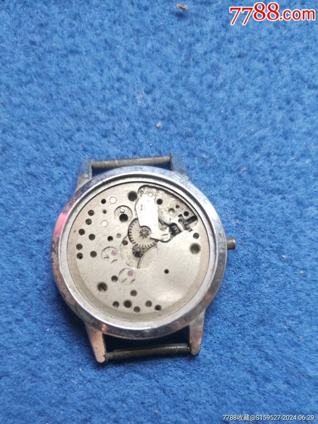 这是一块国产老《上海一A657》手表.没有表盘和表蒙.当配件处理了。_价格9元_第1张_