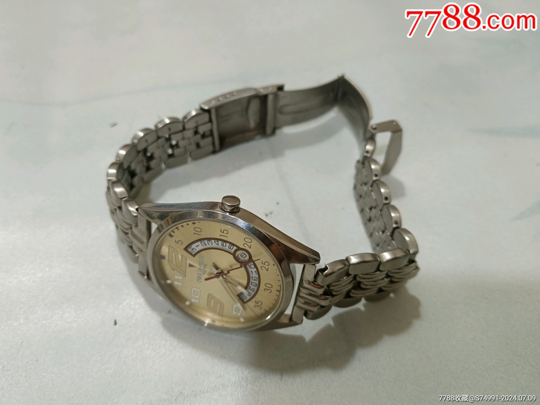 com)>首页>大众加价>手表/腕表>法国查尔斯37大盘男款石英表_价格1元