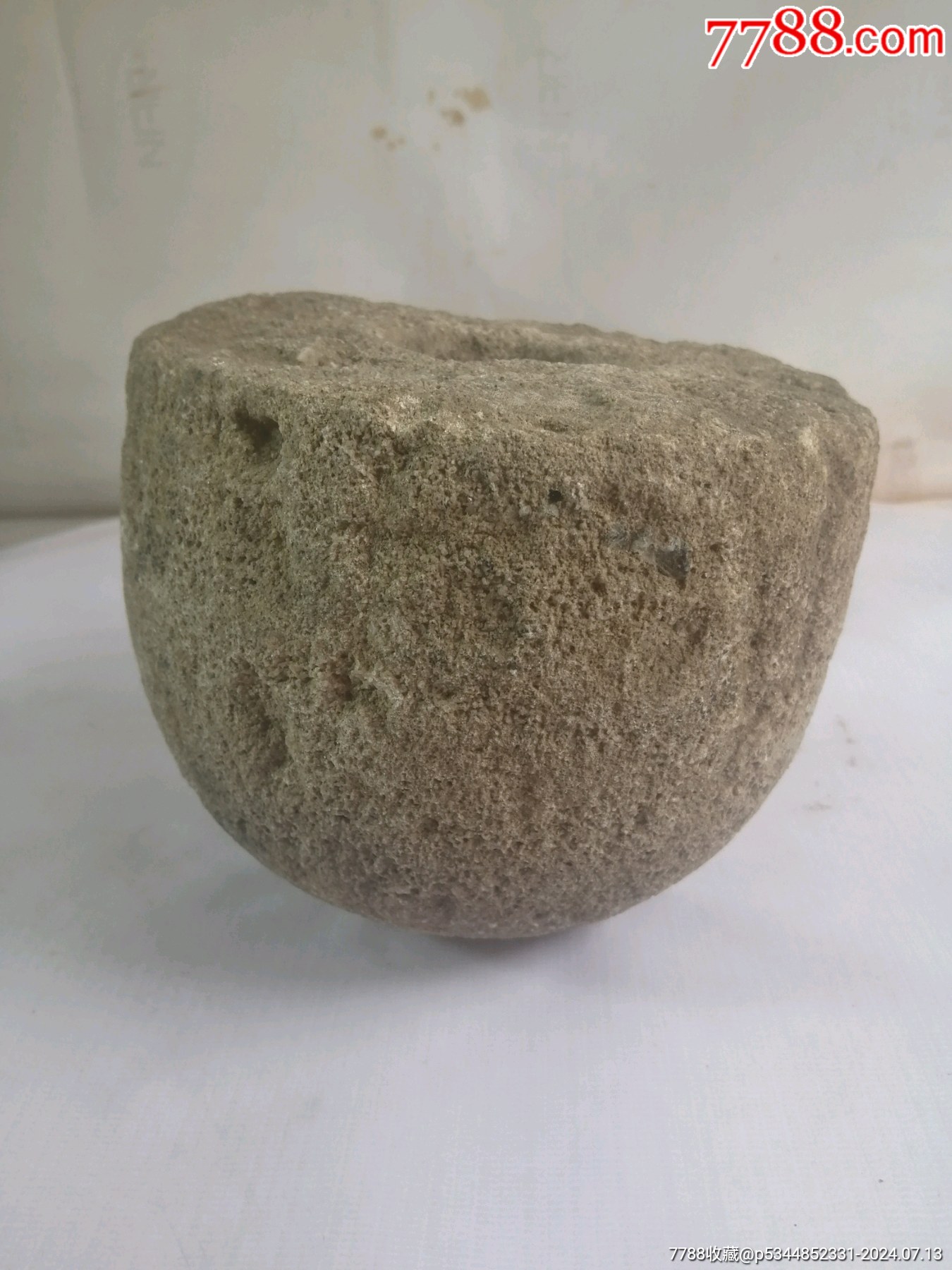 抗日战争时期,老百姓倒粮食用的石捶-价格:26元-au38373720-其他石器