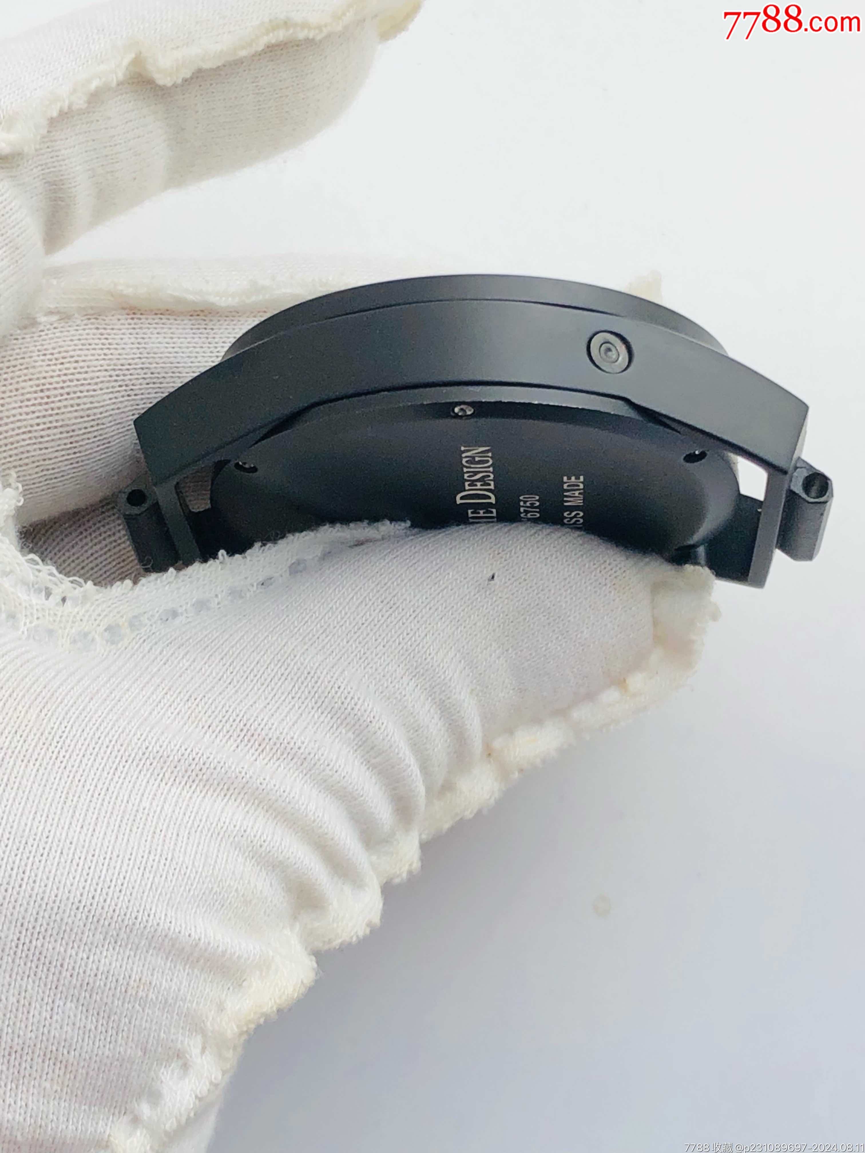 保时捷多功自动机械男表