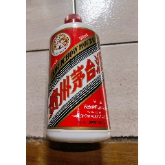 茅台酒瓶2012年