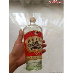 80年代三花酒瓶擺件