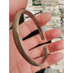 3個(gè)銀手鐲拍賣_
