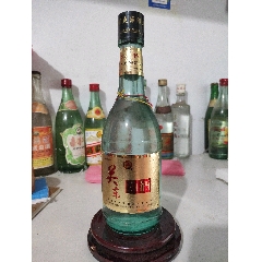 关东大汉酒瓶子图片