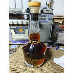  strong>卡斯贝格克伦威尔威士忌酒 /strong>_老酒收藏_洋酒__年代