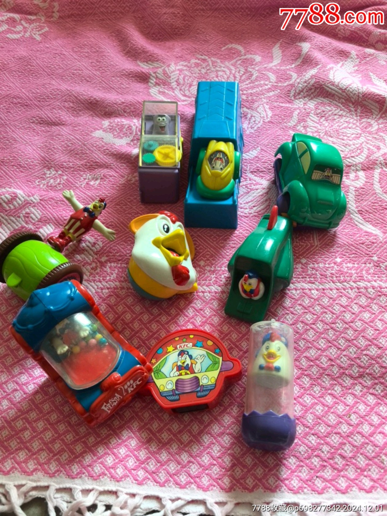 肯德基玩具一堆