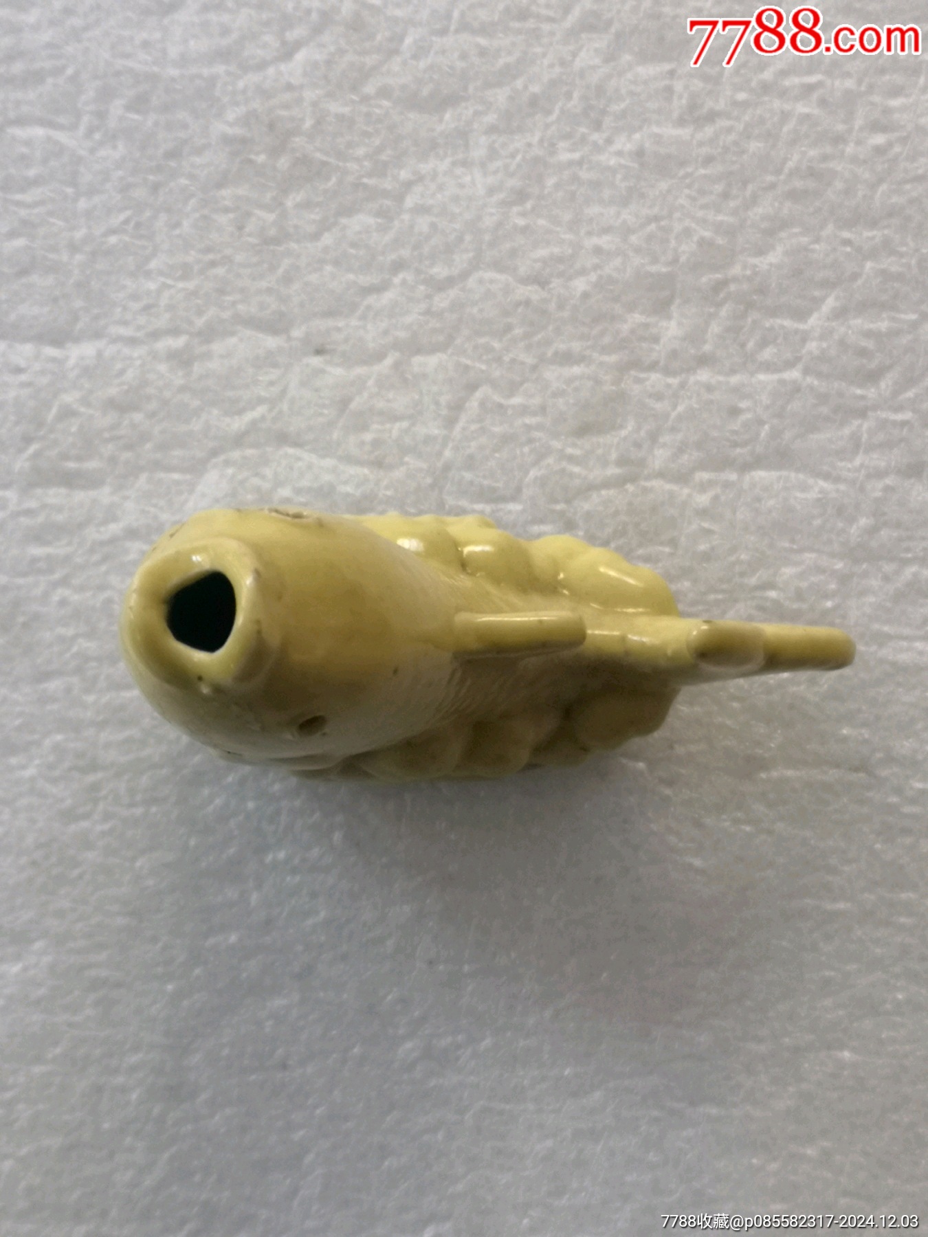 魚(yú)瓶，釉有裂_價(jià)格30元【羊兒小店】_第4張_