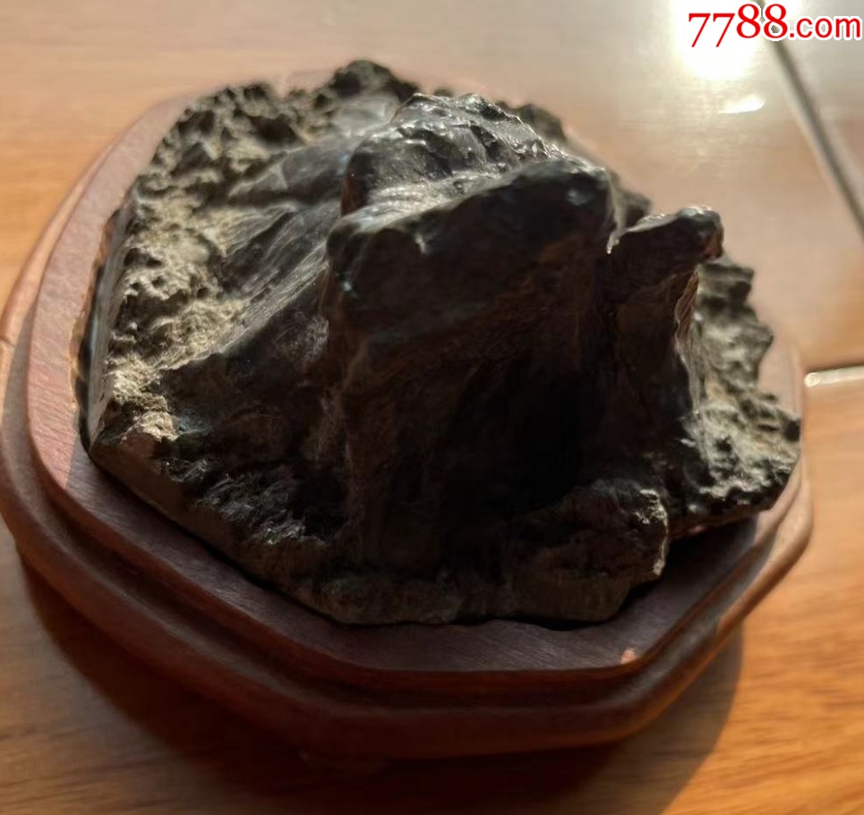 耶-Y山峰造型的天然奇石——帶底座，有意思！_價格198元【優(yōu)品好店】_第6張_