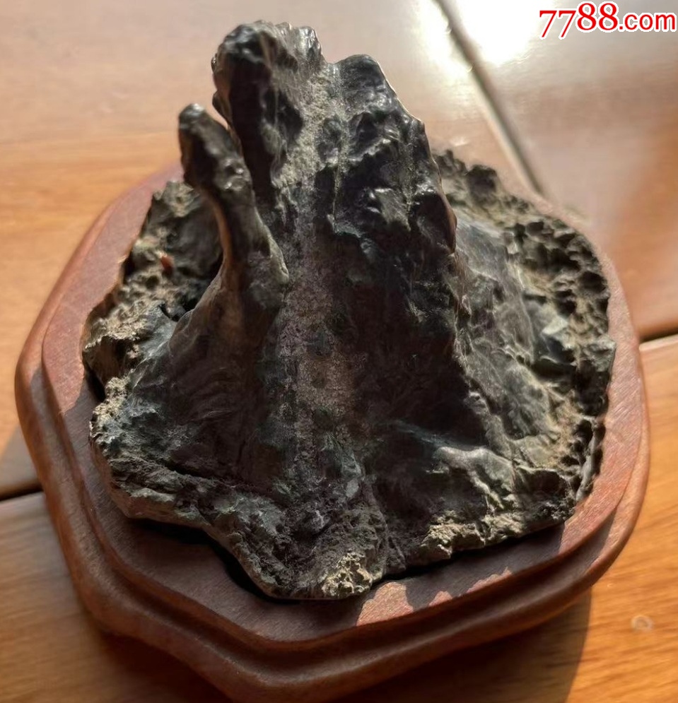 耶-Y山峰造型的天然奇石——帶底座，有意思！_價格198元【優(yōu)品好店】_第7張_