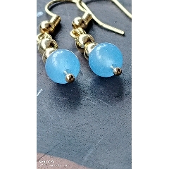天空藍(lán)寶石耳墜一對_