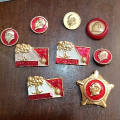 毛主席像章1組