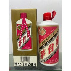 茅臺(tái)窖酒瓶