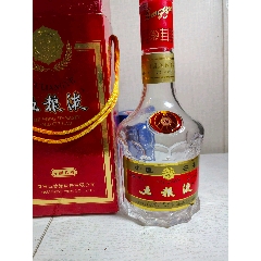 五糧液酒瓶