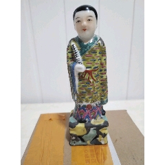 粉彩人物