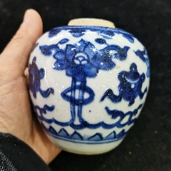 漂亮、精美的清早期八寶圖青花小罐一個(gè)_青花瓷_￥120