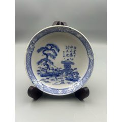 手繪青花山水涼亭紋老瓷盤，一枚