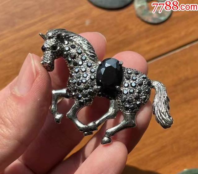 駿馬-寶石：胸針_價(jià)格168元【優(yōu)品好店】_第1張_