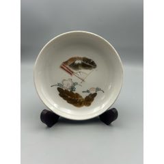 手繪遠山近景花紋賞盤，壺承，一枚全品