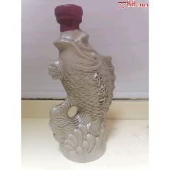 2012年雎水曲酒廠產(chǎn)年年有余52度500ml