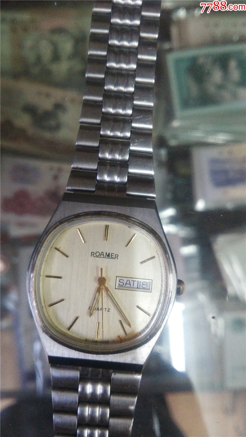 原装瑞士罗马双日历石英男表机芯555422