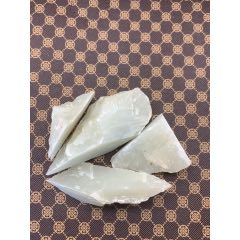 和田玉原石一組(au40857445)