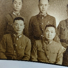 1942年抗日戰(zhàn)爭(zhēng)時(shí)期中將羅卓英于重慶留影遠(yuǎn)征緬甸前_老照片