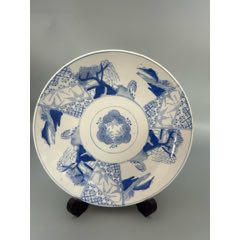 手繪青花山水花紋大賞盤，一枚