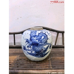 青花龍紋罐_