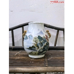 567粉彩雙耳尊瓶_