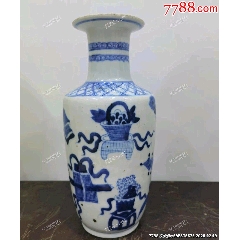 晚清民國(guó)青花八寶瓷瓶_