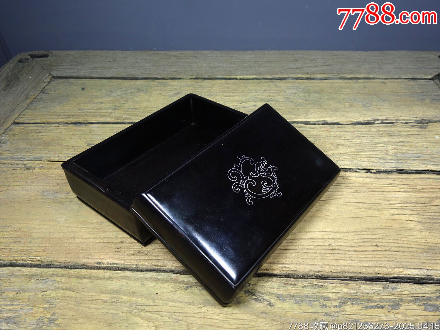 舊藏檀木精工細(xì)作鑲嵌銀絲神龍獻(xiàn)瑞收納盒_價(jià)格499元【子健老貨】_第4張_