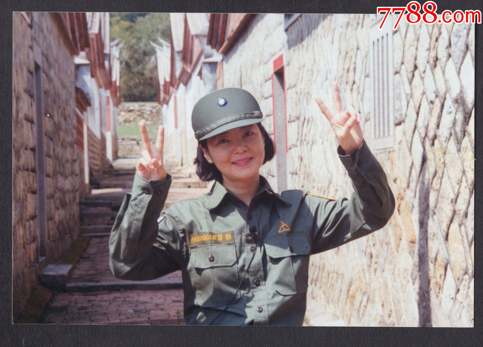 ［2024.02a］鄧麗君金門勞軍原版彩色照片/新聞?wù)掌?12.7X8.6厘米_價格227元_第1張_