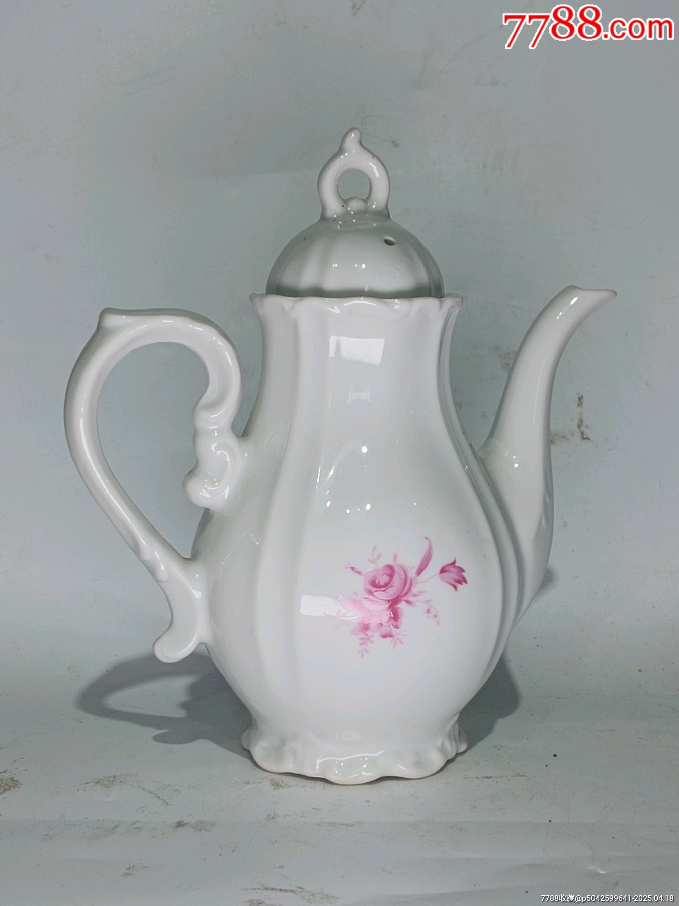 清乾隆粉彩花卉紋壺_價格625元_第6張_