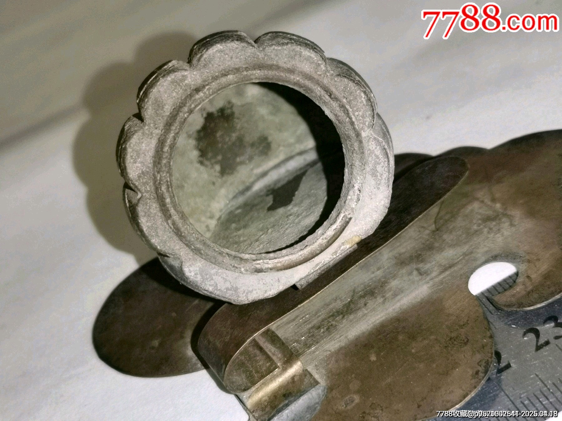 罕見的清代瓜棱型銅鳥食罐（造型漂亮，包槳老到）_價格999元_第8張_
