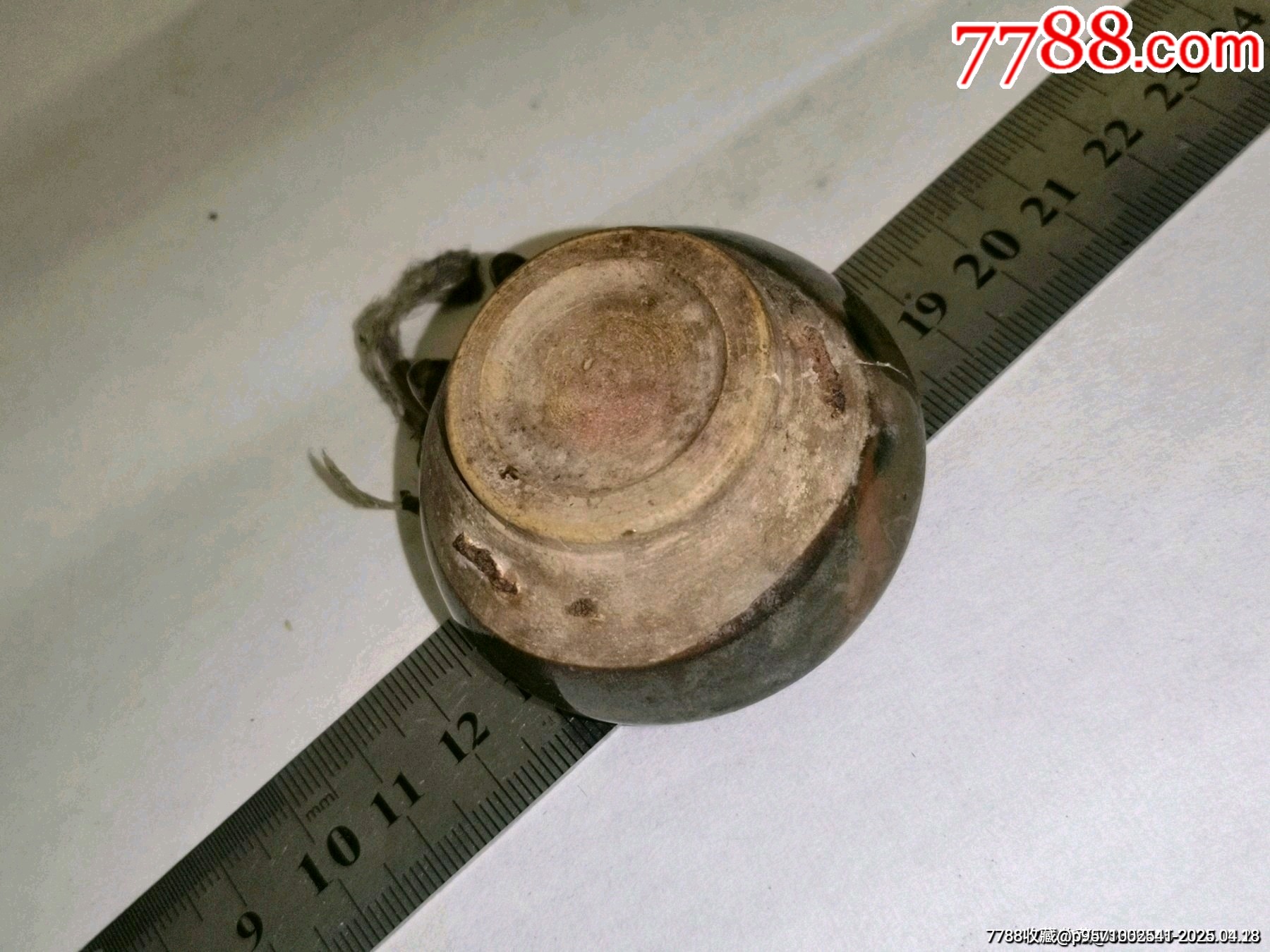 罕見的明代瓷鳥食罐，明清代烏金釉鳥食罐鳥具_(dá)價(jià)格499元_第12張_