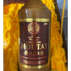 06年50年一套有杯子手提袋品相如圖