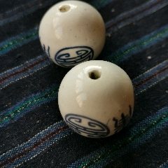 白地青花壽字珠子（二顆）(au41046112)_嘉禾古玩