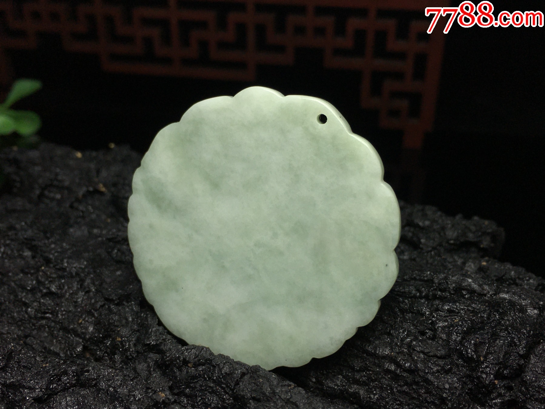 XA03天然翡翠A貨淡綠生肖龍蛇守護(hù)神普賢菩薩吊墜_價(jià)格1元_第4張_
