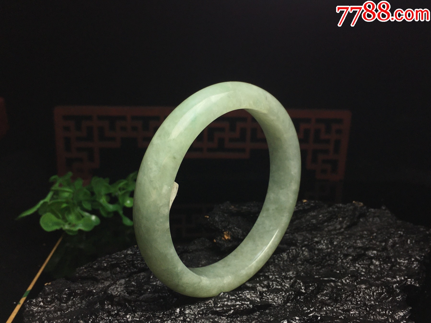 XA13天然翡翠A貨淡綠細條玉手鐲_價格388元_第1張_