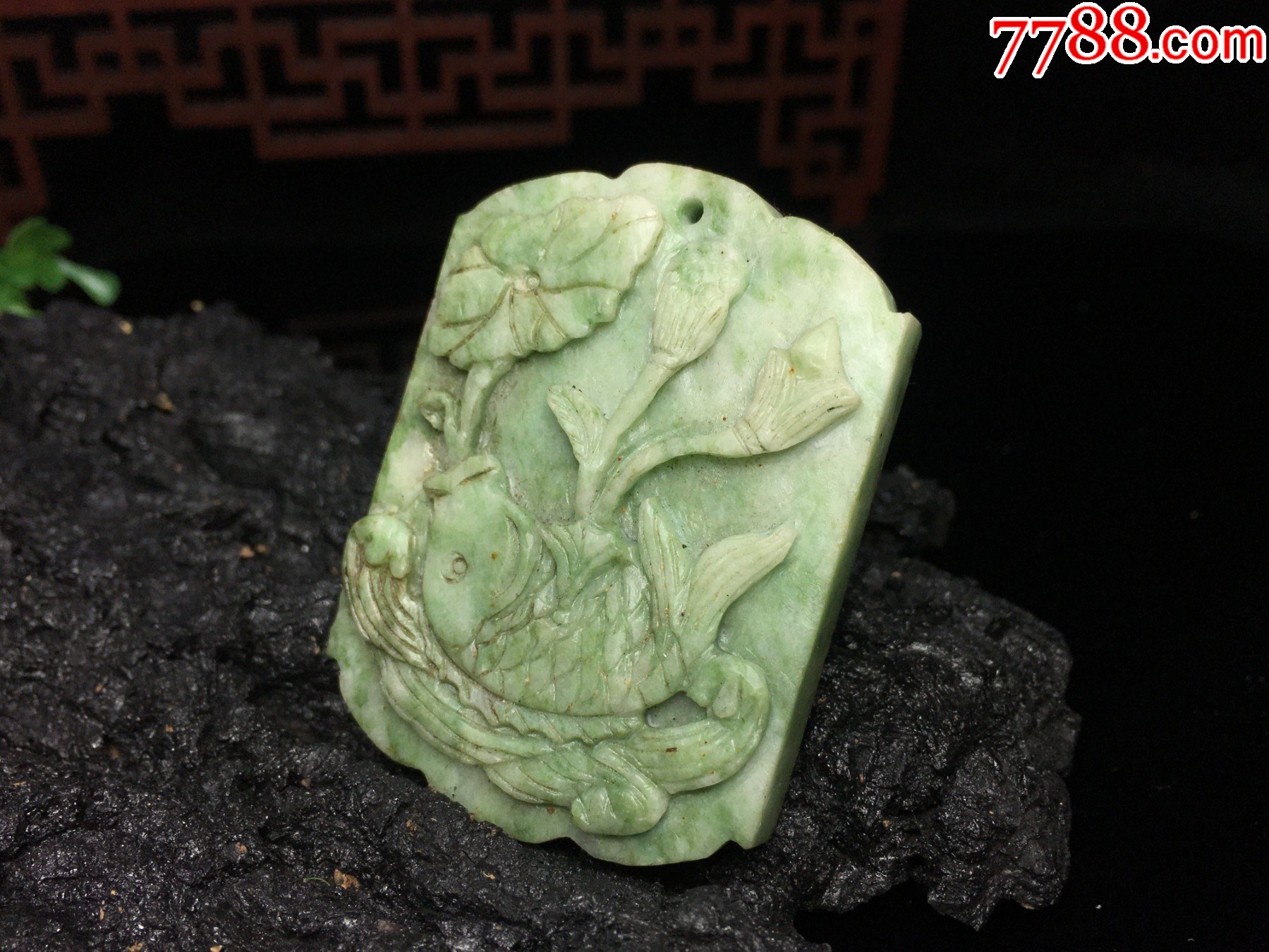 XA20天然綠白獨玉連年有余荷葉鯉魚兒玉牌掛件_價格1元_第8張_