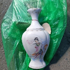 千山酒瓶
