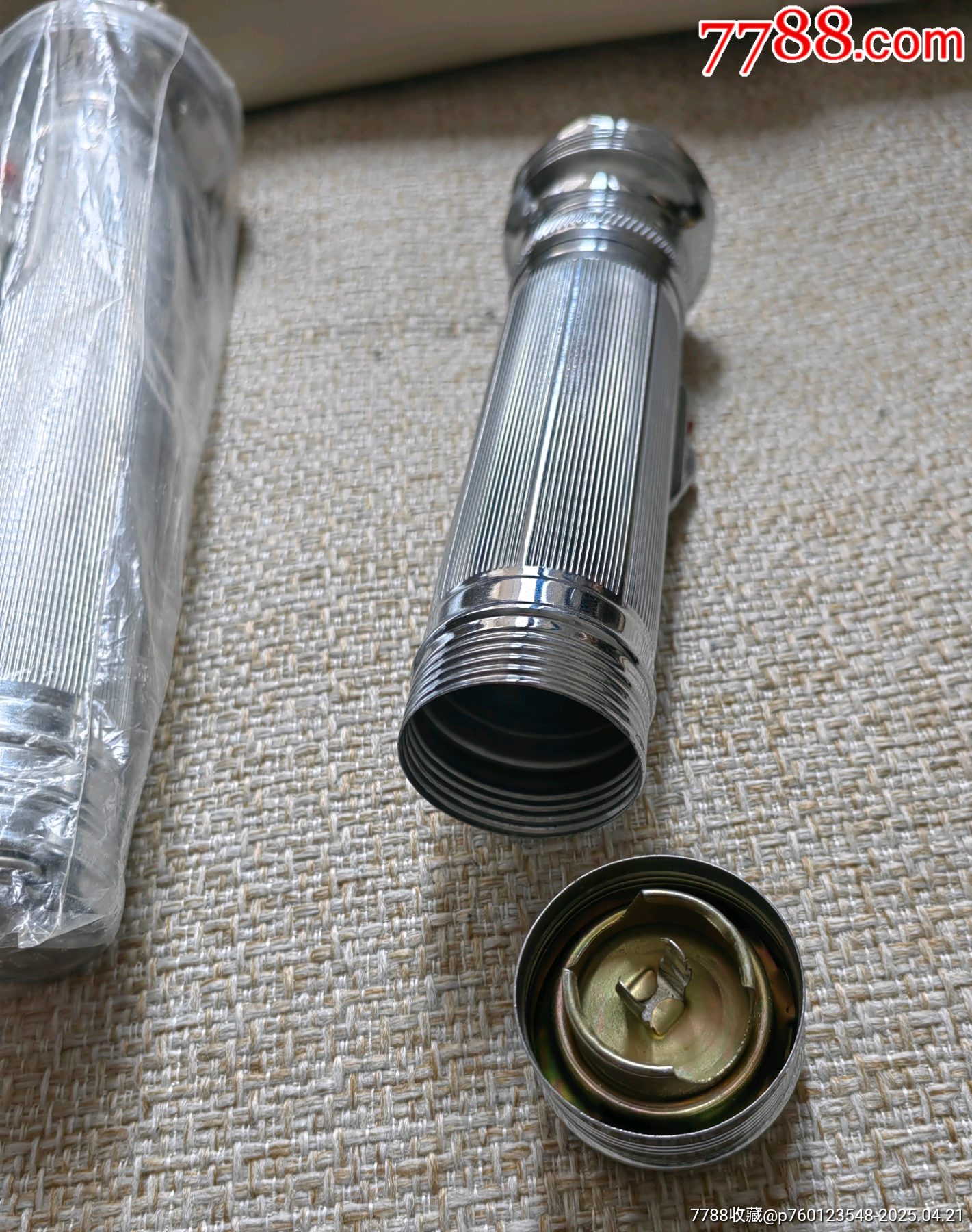 燈泡手電筒，80年代鐵皮手電筒_價格20元【曇花一現(xiàn)店】_第1張_