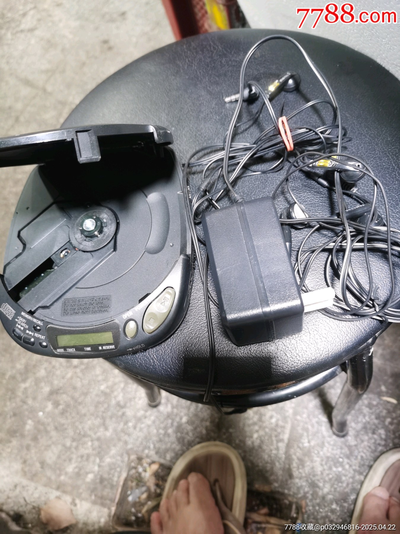 随身听,盖子盖不起来了,品相如图_随身听/mp3_图片价格_收藏价值_7788落地钟收藏