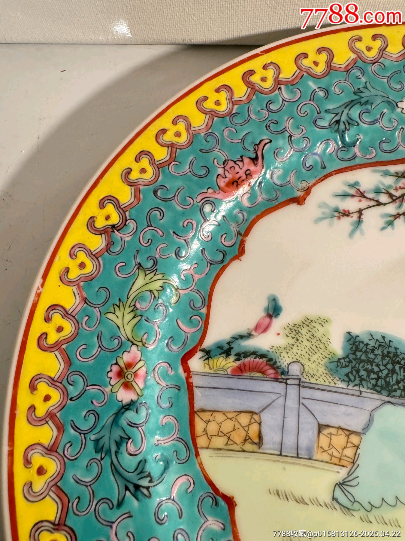 解放初50年代藝術(shù)瓷廠細(xì)路粉彩人物大賞盤尺寸：26厘米品相：，全品，無磕無碰_價(jià)格540元_第4張_